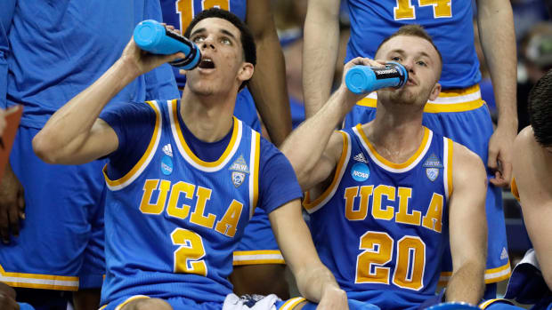 lonzo-ball-mj-shoes-lavar.jpg